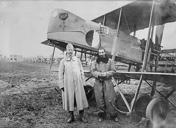 Capt. Berthaut and Capt. Hoppe [i.e. Happe], between c1914 and c1918. Creator: Bain News Service