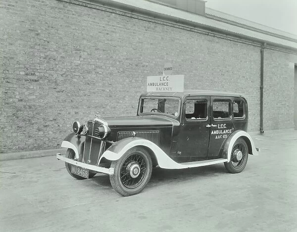 Car converted into London County Council ambulance, Wandsworth Depot, 1940