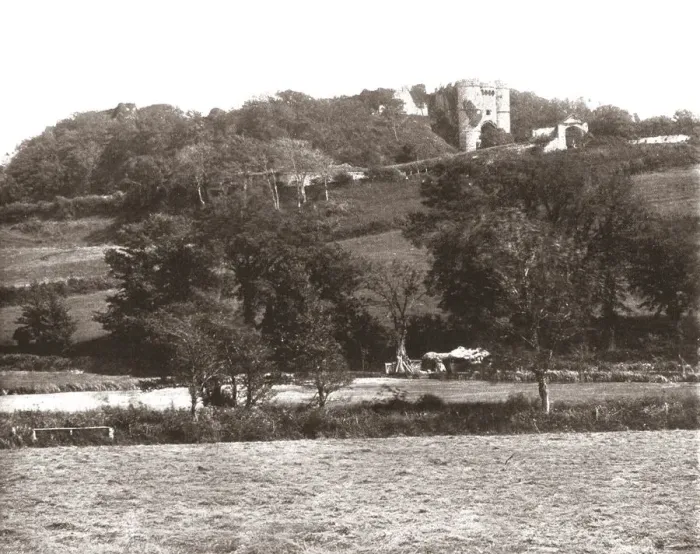 Framed Print : Carisbrooke Hill, Newport, Isle of Wight, 1894. Creator: Unknown Framed Print : Carisbrooke Hill, Newport, Isle of Wight, 1894. Creator: Unknown