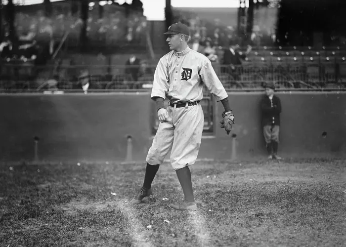 Framed Print : Carl Zamloch, Detroit Al (Baseball), 1913. Creator: Harris & Ewing. Carl Zamloch, Detroit Al (Baseball), 1913. Creator: Harris & Ewing Framed Print : Carl Zamloch, Detroit Al (Baseball), 1913. Creator: Harris & Ewing. Carl Zamloch, Detroit Al (Baseball), 1913. Creator: Harris & Ewing