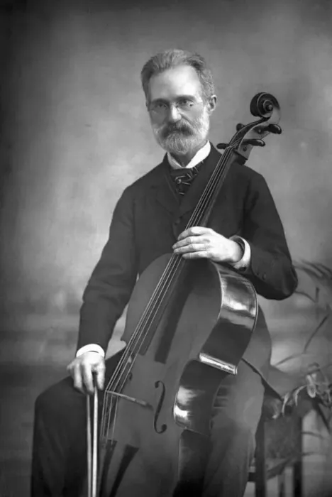 Framed Print : Carlo Alfredo Piatti (1822-1901), Italian violoncellist, 1890. Artist: W&D Downey Framed Print : Carlo Alfredo Piatti (1822-1901), Italian violoncellist, 1890. Artist: W&D Downey