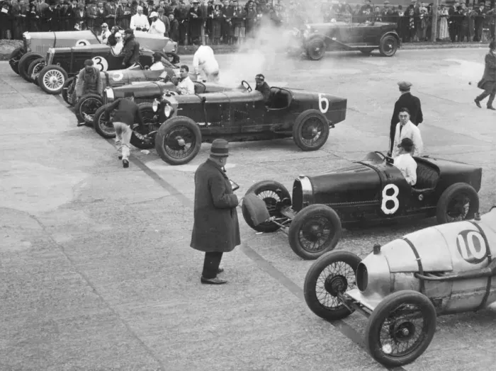 Framed Print : Cars on the start line at a BARC meeting, Brooklands, 1930. Artist: Bill Brunell Framed Print : Cars on the start line at a BARC meeting, Brooklands, 1930. Artist: Bill Brunell