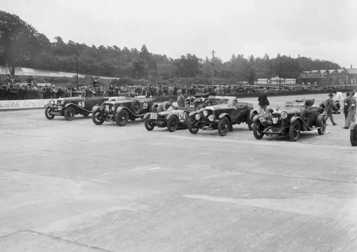 Framed Print : Cars on the start line at the JCC Members Day, Brooklands, 4 July 1931. Artist: Bill Brunell Framed Print : Cars on the start line at the JCC Members Day, Brooklands, 4 July 1931. Artist: Bill Brunell