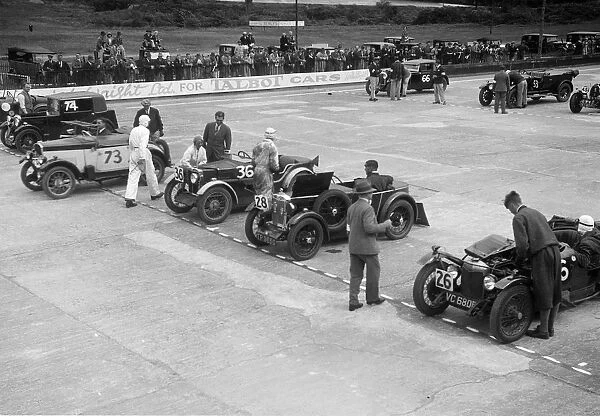 Cars on the starting grid at the JCC Members Day, Brooklands, 4 July 1931 Artist: Bill Brunell