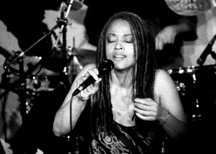 Framed Print : Cassandra Wilson, Jazz Cafe, London, 1994. Artist: Brian O Connor