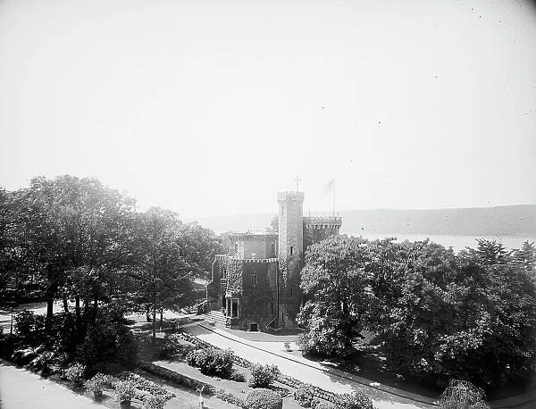 Castle, Academy of Mount St. Vincent, front view, New York, N.Y. between 1905 and 1915. Creator: Unknown
