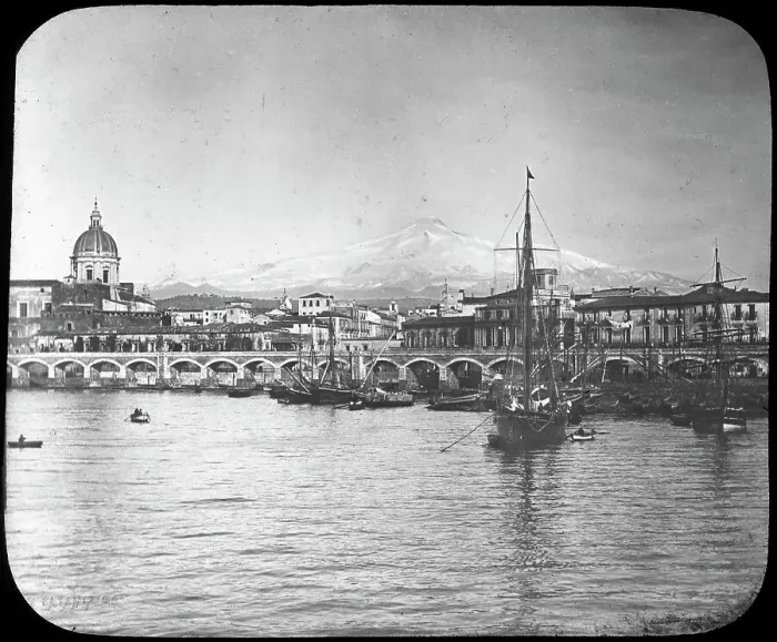 Framed Print : Catania and Mount Etna, Sicily, Italy, late 19th or early 20th century Framed Print : Catania and Mount Etna, Sicily, Italy, late 19th or early 20th century