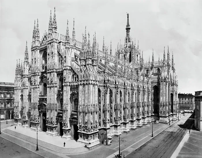 Framed Print : Cathedral, Milan, Italy, between 1900 and 1910. Creator: William H. Jackson Framed Print : Cathedral, Milan, Italy, between 1900 and 1910. Creator: William H. Jackson