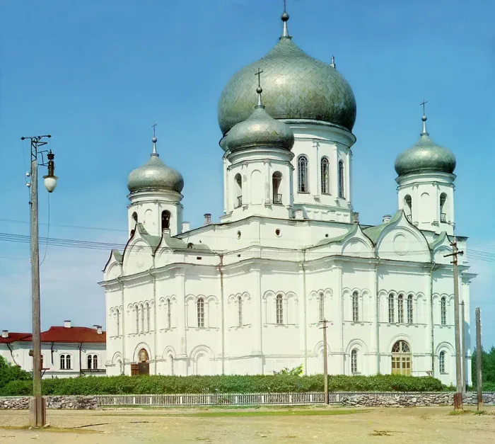 Framed Print : Cathedral in Petrozavodsk, 1915. Creator: Sergey Mikhaylovich Prokudin-Gorsky Framed Print : Cathedral in Petrozavodsk, 1915. Creator: Sergey Mikhaylovich Prokudin-Gorsky