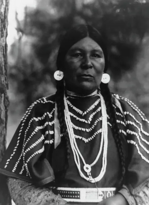 Framed Print : Cayuse woman, c1910. Creator: Edward Sheriff Curtis Framed Print : Cayuse woman, c1910. Creator: Edward Sheriff Curtis