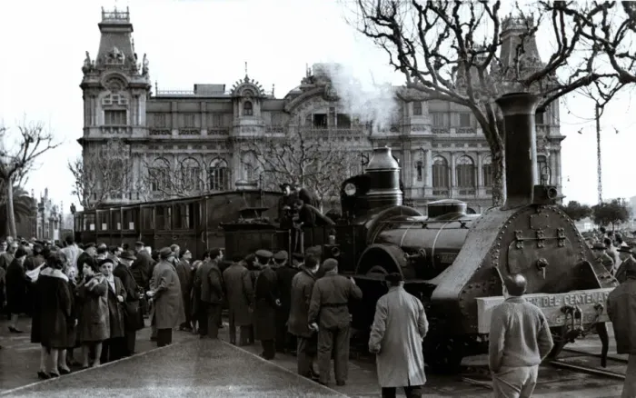 Framed Print : Centennial Train passing through the Gate of Peace, Barcelona 1948 Framed Print : Centennial Train passing through the Gate of Peace, Barcelona 1948