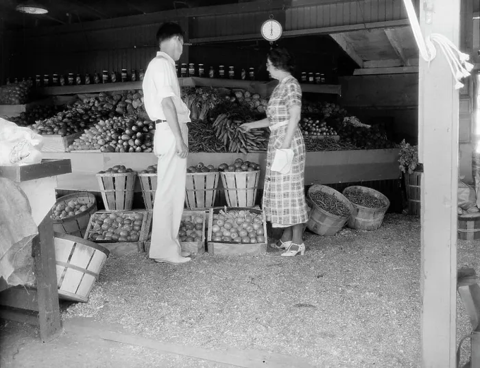 Framed Print : Center Market, Washington, D.C. 1936. Creator: Dorothea Lange