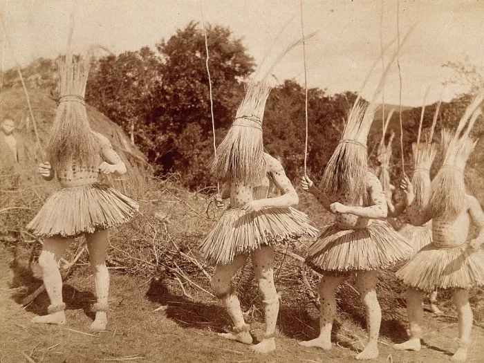 Framed Print : Ceremonial dance or war dance, 19th century. Creator: Unknown Framed Print : Ceremonial dance or war dance, 19th century. Creator: Unknown