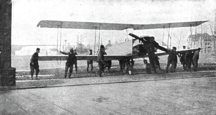Framed Print : Ceux de l'air et ceux de la route; Un raid Anglais sur Friedrichshafe... 1914. Creator: Unknown Framed Print : Ceux de l'air et ceux de la route; Un raid Anglais sur Friedrichshafe... 1914. Creator: Unknown