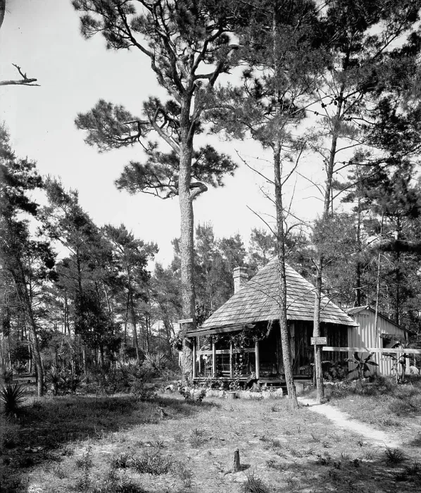 Framed Print : Chaco Chulee, a summer cottage, Ormond, Fla. between 1900 and 1906. Creator: William H. Jackson Framed Print : Chaco Chulee, a summer cottage, Ormond, Fla. between 1900 and 1906. Creator: William H. Jackson