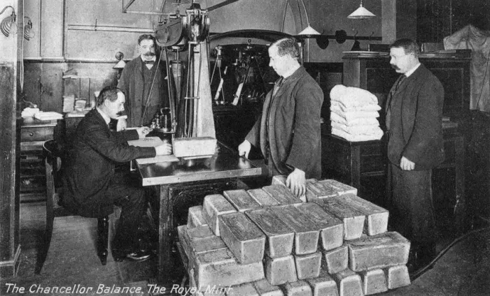 Framed Print : The Chancellor Balance, the Royal Mint, Tower Hill, London, early 20th century Framed Print : The Chancellor Balance, the Royal Mint, Tower Hill, London, early 20th century