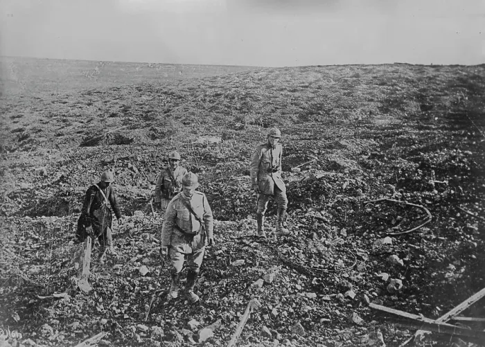 Framed Print : Chaplain & stretcher bearers, France, 27 Aug 1917. Creator: Bain News Service. Chaplain & stretcher bearers, France, 27 Aug 1917. Creator: Bain News Service Framed Print : Chaplain & stretcher bearers, France, 27 Aug 1917. Creator: Bain News Service. Chaplain & stretcher bearers, France, 27 Aug 1917. Creator: Bain News Service