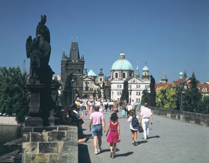 Framed Print : The Charles Bridge, Prague, Czech Republic Framed Print : The Charles Bridge, Prague, Czech Republic