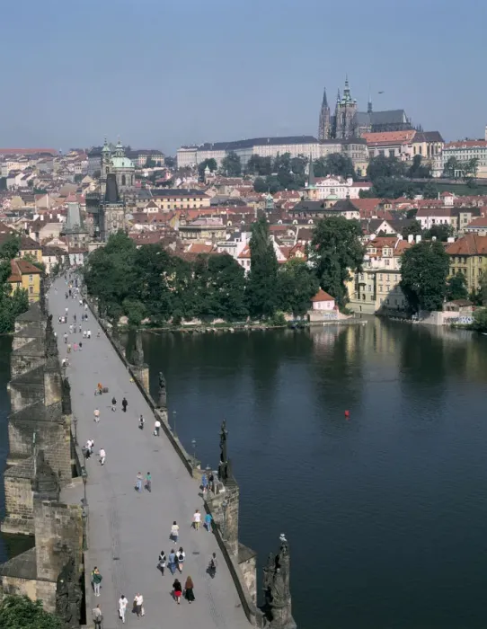 Framed Print : Charles Bridge, Prague, Czech Republic Framed Print : Charles Bridge, Prague, Czech Republic