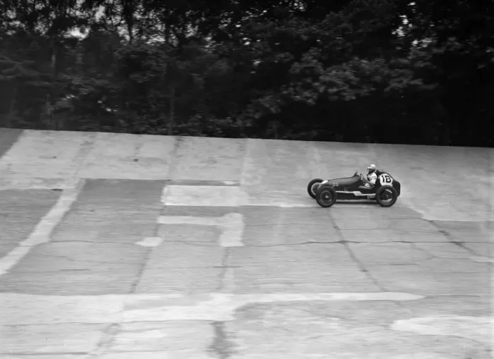 Framed Print : Charles Goodacres Austin OHC 744 cc, LCC Relay GP, Brooklands, 26 July 1937. Artist: Bill Brunell Framed Print : Charles Goodacres Austin OHC 744 cc, LCC Relay GP, Brooklands, 26 July 1937. Artist: Bill Brunell