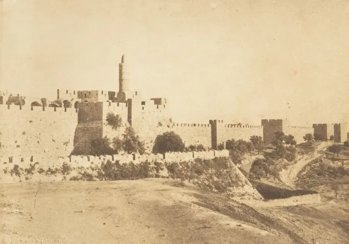 Framed Print : Chateau de David (Daoud Kalessy) et murailles de Jerusalem, August 1850