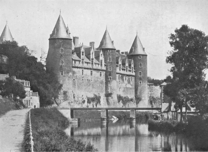 Framed Print : Chateau de Josselin, Seat of the Duc de Rohan, c1913. Artist: Charles JS Makin Framed Print : Chateau de Josselin, Seat of the Duc de Rohan, c1913. Artist: Charles JS Makin
