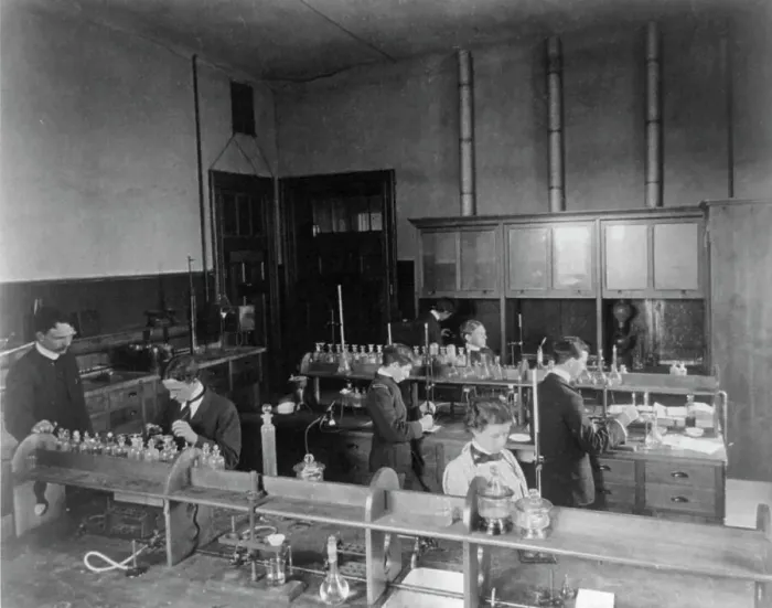 Framed Print : A chemistry lab, Central High School, (1899?). Creator: Frances Benjamin Johnston Framed Print : A chemistry lab, Central High School, (1899?). Creator: Frances Benjamin Johnston