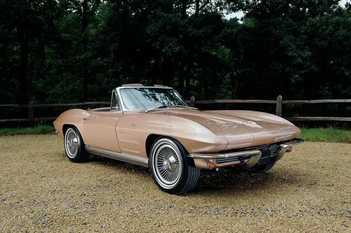 Framed Print : Chevrolet Corvette Stingray convertible 1964. Artist: Simon Clay Framed Print : Chevrolet Corvette Stingray convertible 1964. Artist: Simon Clay