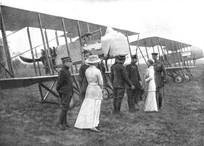 Framed Print : Chez nos allies Belges; Des aviateurs belges recoivent la visite et les felicitations... 1915. Creator: Unknown Framed Print : Chez nos allies Belges; Des aviateurs belges recoivent la visite et les felicitations... 1915. Creator: Unknown