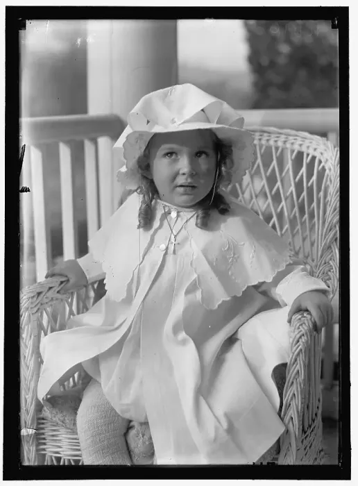 Framed Print : Child, between 1913 and 1918. Creator: Harris & Ewing. Child, between 1913 and 1918. Creator: Harris & Ewing Framed Print : Child, between 1913 and 1918. Creator: Harris & Ewing. Child, between 1913 and 1918. Creator: Harris & Ewing