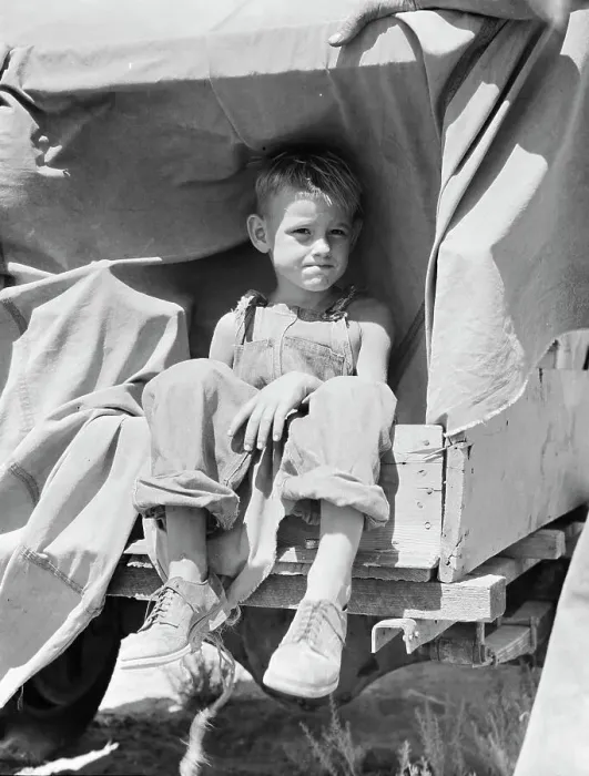 Framed Print : Child of an impoverished family from Iowa stranded in New Mexico, 1936. Creator: Dorothea Lange Framed Print : Child of an impoverished family from Iowa stranded in New Mexico, 1936. Creator: Dorothea Lange