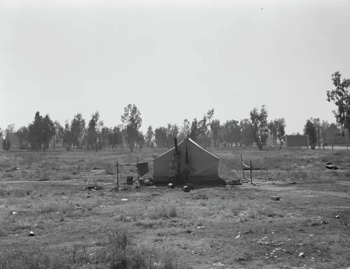 Framed Print : Children of drought refugees camped by highway outside of Fresno, California, 1936. Creator: Dorothea Lange Framed Print : Children of drought refugees camped by highway outside of Fresno, California, 1936. Creator: Dorothea Lange