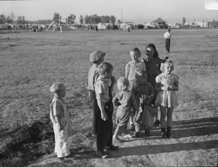 Framed Print : Children of migratory pea pickers in Brawley camp, California, 1939. Creator: Dorothea Lange Framed Print : Children of migratory pea pickers in Brawley camp, California, 1939. Creator: Dorothea Lange