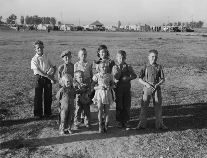 Framed Print : Children of migratory pea pickers in Brawley camp, California, 1939. Creator: Dorothea Lange Framed Print : Children of migratory pea pickers in Brawley camp, California, 1939. Creator: Dorothea Lange
