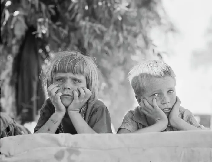 Framed Print : Children of Oklahoma drought refugee in migratory camp in California, 1936. Creator: Dorothea Lange Framed Print : Children of Oklahoma drought refugee in migratory camp in California, 1936. Creator: Dorothea Lange