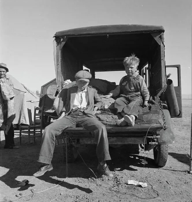 Framed Print : Children of Oklahoma migrants in agricultural workers camp near Calipatria, California, 1937. Creator: Dorothea Lange Framed Print : Children of Oklahoma migrants in agricultural workers camp near Calipatria, California, 1937. Creator: Dorothea Lange