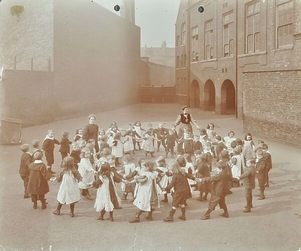 Children playing Twinkle, Twinkle, Little Star, Flint Street School, Southwark, London, 1908