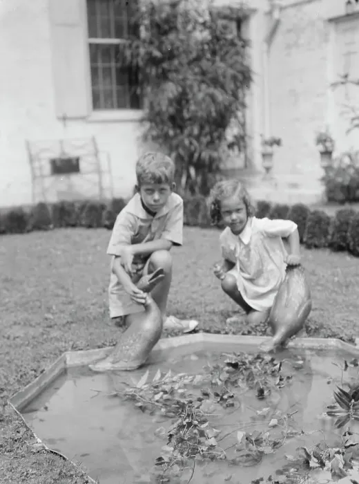 Framed Print : Children of Victor Harris, outdoors, 1932. Creator: Arnold Genthe Framed Print : Children of Victor Harris, outdoors, 1932. Creator: Arnold Genthe
