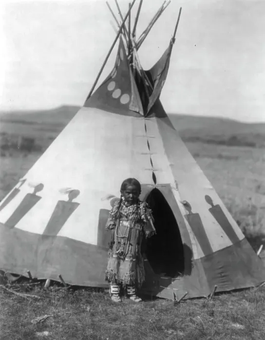 Framed Print : A child's lodge, c1910. Creator: Edward Sheriff Curtis Framed Print : A child's lodge, c1910. Creator: Edward Sheriff Curtis