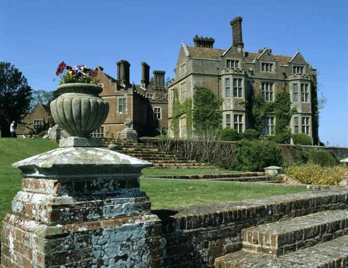 Framed Print : Chilham Castle, Kent Framed Print : Chilham Castle, Kent