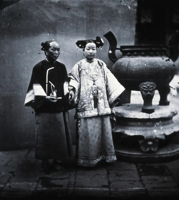 Framed Print : China, 1981 (from a negative of 1869). Creator: John Thomson Framed Print : China, 1981 (from a negative of 1869). Creator: John Thomson