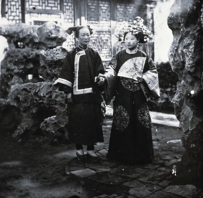 Framed Print : China, 1981 (from a negative of 1869). Creator: John Thomson Framed Print : China, 1981 (from a negative of 1869). Creator: John Thomson