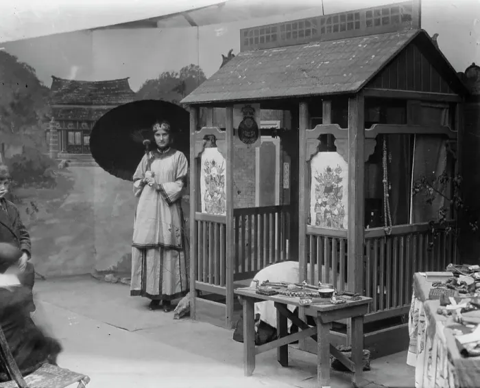 Framed Print : Chinese Buddhist Temple, between c1910 and c1915. Creator: Bain News Service Framed Print : Chinese Buddhist Temple, between c1910 and c1915. Creator: Bain News Service