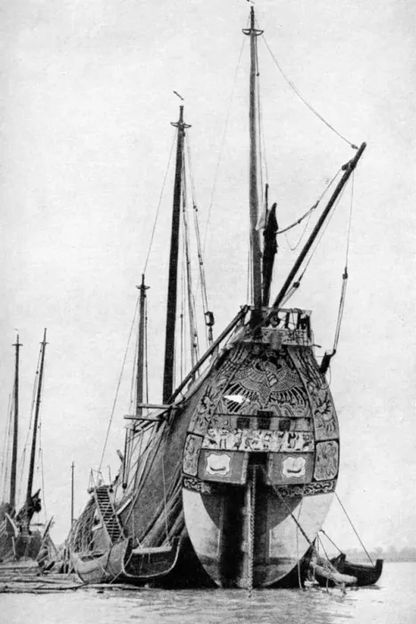 Framed Print : Chinese junk, 1922. Artist: BT Prideaux Framed Print : Chinese junk, 1922. Artist: BT Prideaux