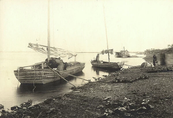 Chinese junks off the coast near the city of Sakhalyan opposite Blagoveshchensk. 1909. Creator: Vladimir Ivanovich Fedorov