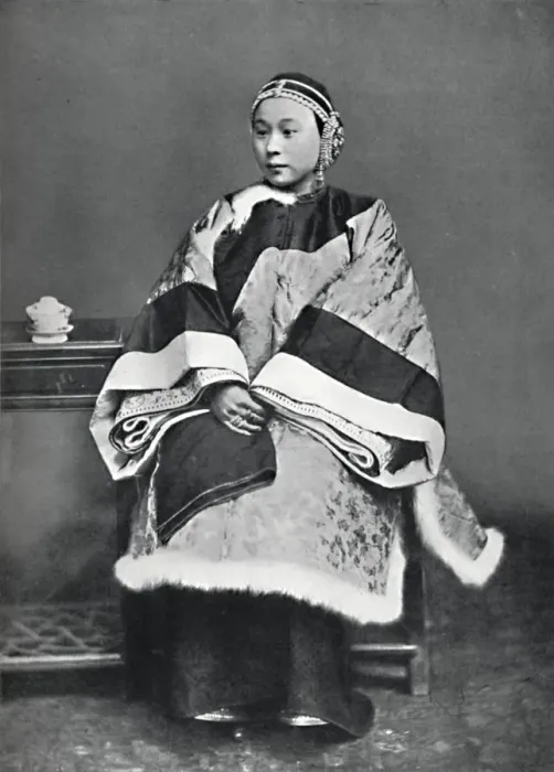 Framed Print : A Chinese lady of high rank in full dress costume, 1902 Framed Print : A Chinese lady of high rank in full dress costume, 1902