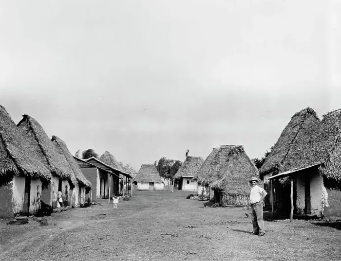 Framed Print : Chorrera, Panama, street scene, c.between 1910 and 1920. Creator: Unknown Framed Print : Chorrera, Panama, street scene, c.between 1910 and 1920. Creator: Unknown