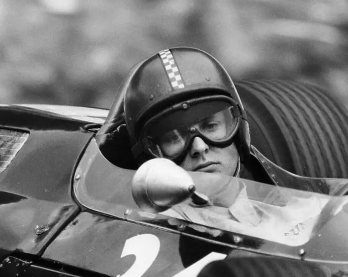 Framed Print : Chris Amon in a Lotus 25-BRM V8, French Grand Prix, Rouen, 1964 Framed Print : Chris Amon in a Lotus 25-BRM V8, French Grand Prix, Rouen, 1964