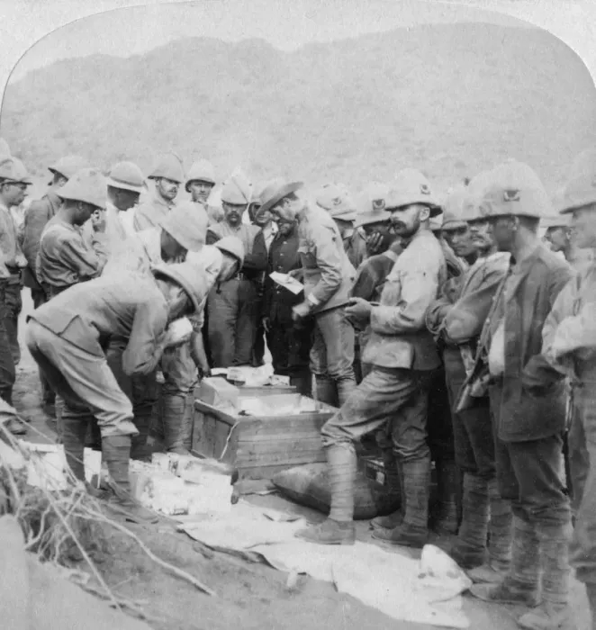 Framed Print : Christmas presents from home, to the troops with Methuen at Modder River, South Africa, 1900. Artist: Underwood & Underwood Framed Print : Christmas presents from home, to the troops with Methuen at Modder River, South Africa, 1900. Artist: Underwood & Underwood