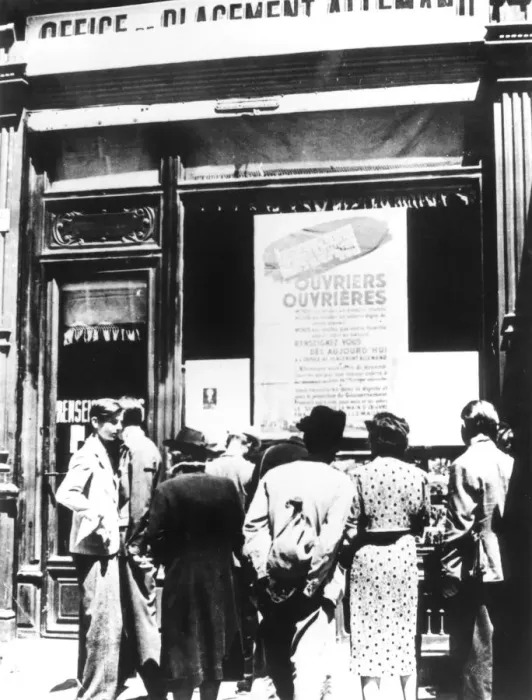 Framed Print : Citizens of Paris outside a German labour recruitment office, 1940-1944 Framed Print : Citizens of Paris outside a German labour recruitment office, 1940-1944
